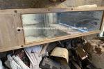 Самодельное зеркало с подсветкой из двери старого шкафа